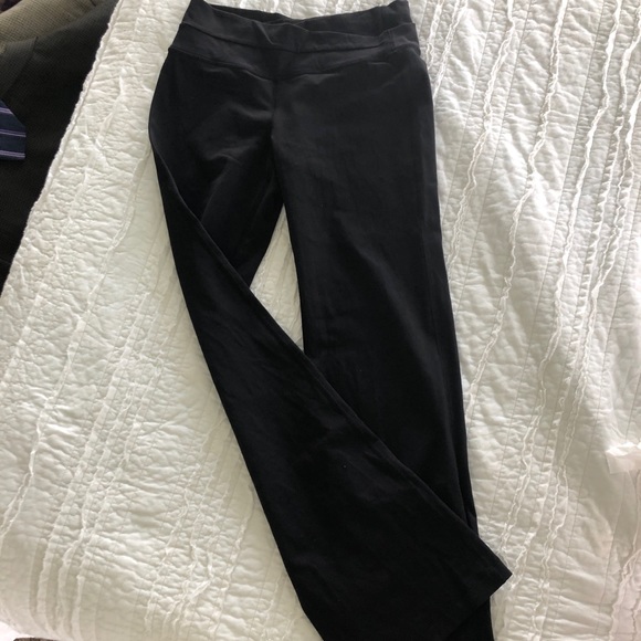 Lulu lemon yoga pants size 6 - Picture 2 of 3